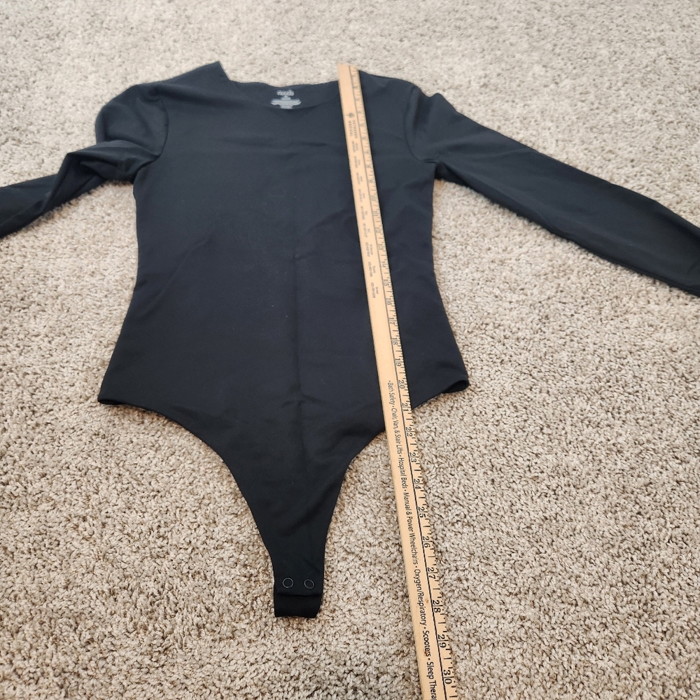 Nuuds Long Sleeve Crewneck Bodysuit Size Medium - Picture 6 of 6